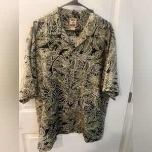 Tommy Bahama 100% Silk Button Down - L